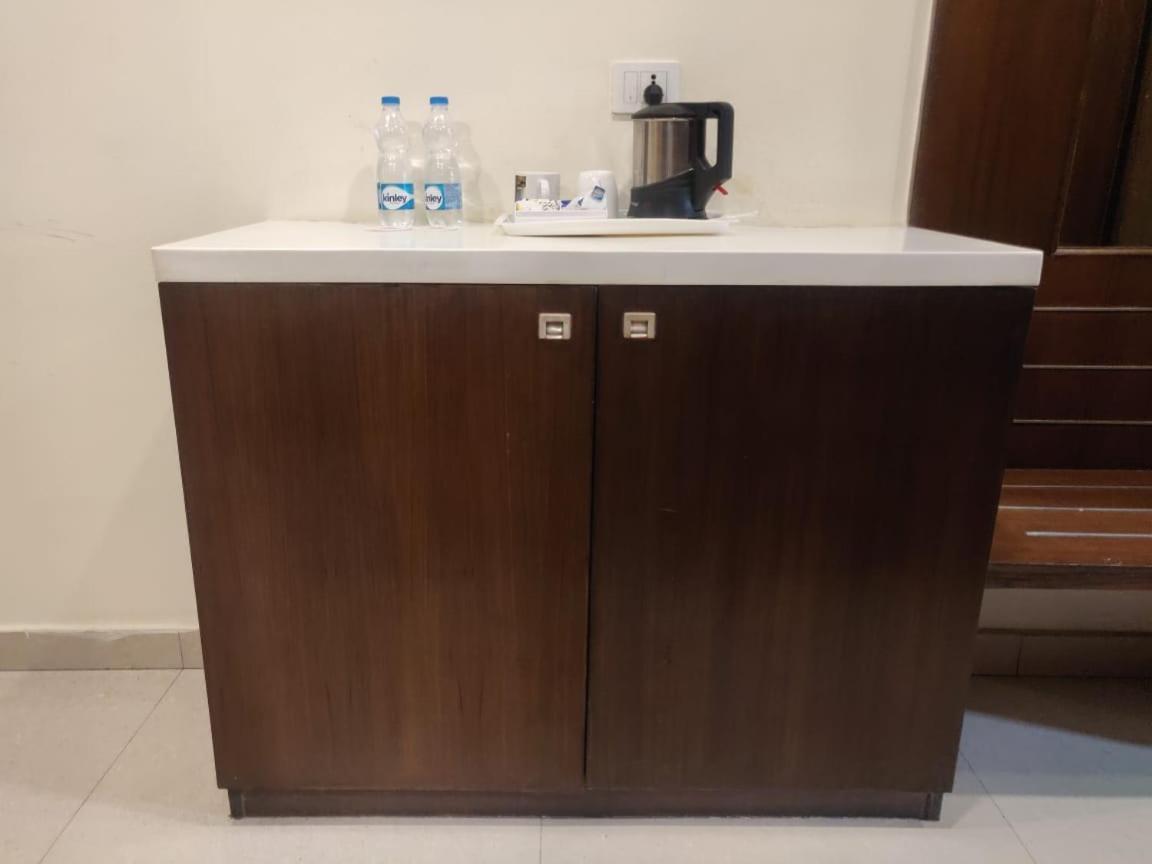 Hotel Casaya Inn Chinhat エクステリア 写真
